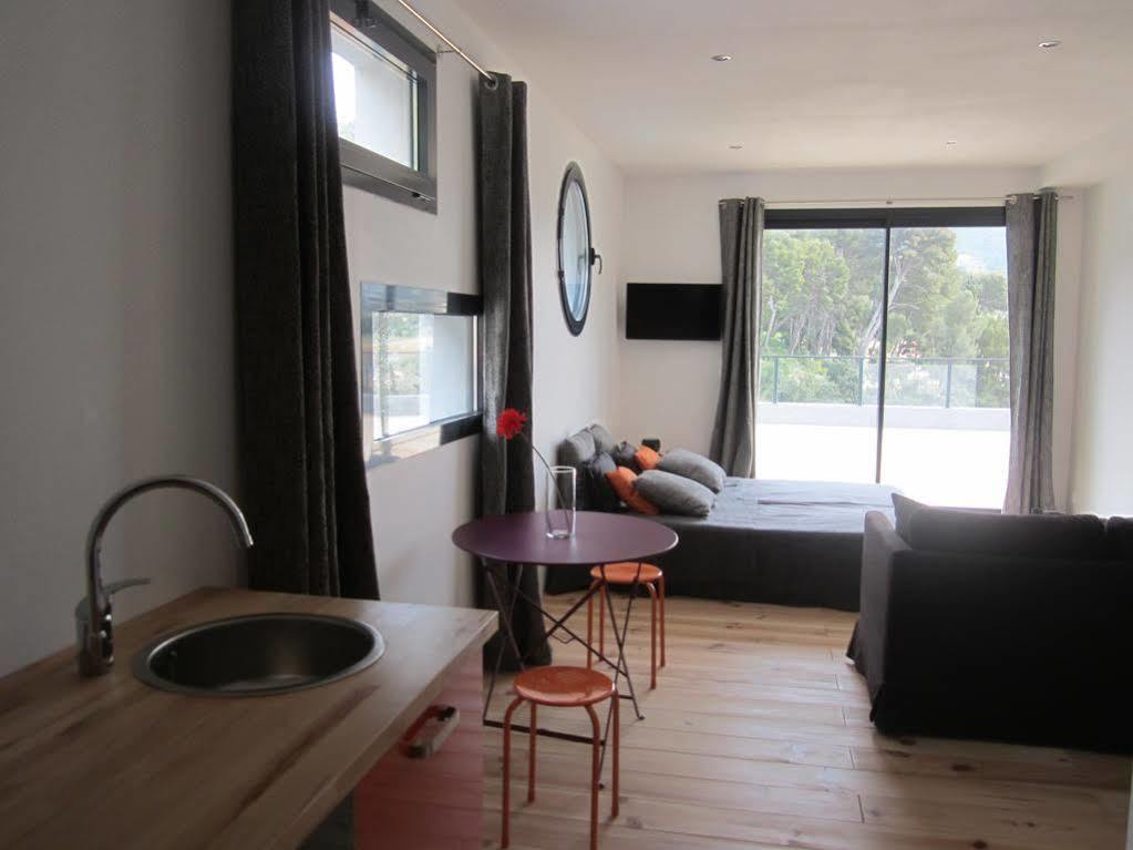 By Cassis Chambre Privee Dans Maison Familiale المظهر الخارجي الصورة